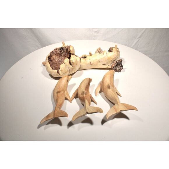 Hand Carved Dolphins Figures on Driftwood Art Beach Coastal Cabin Decor - Picture 9 of 12